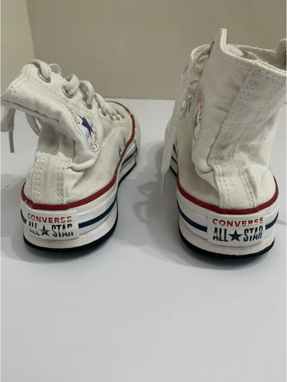 Converse chuck taylors